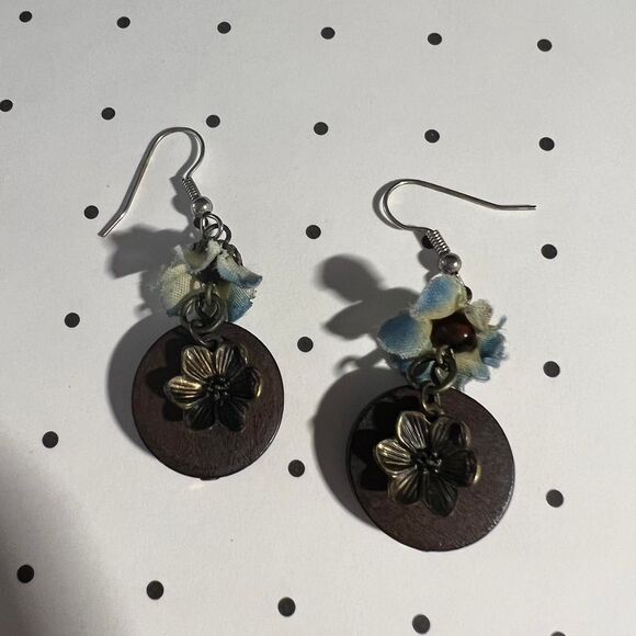 Jewelry - Vintage brown drop earrings with blue flowers